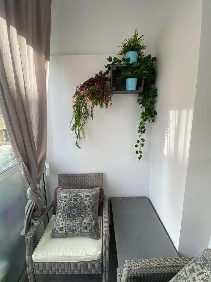 Arenales Beach Boutique Apartment Ареналес дел Сол Екстериор снимка